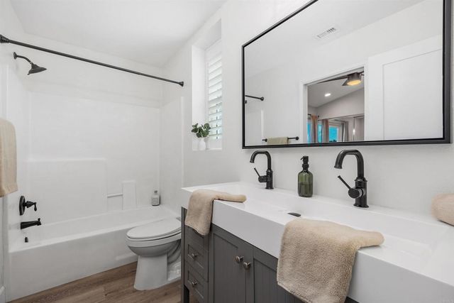 1288 Sagewood Drive, Oceanside, CA 92056