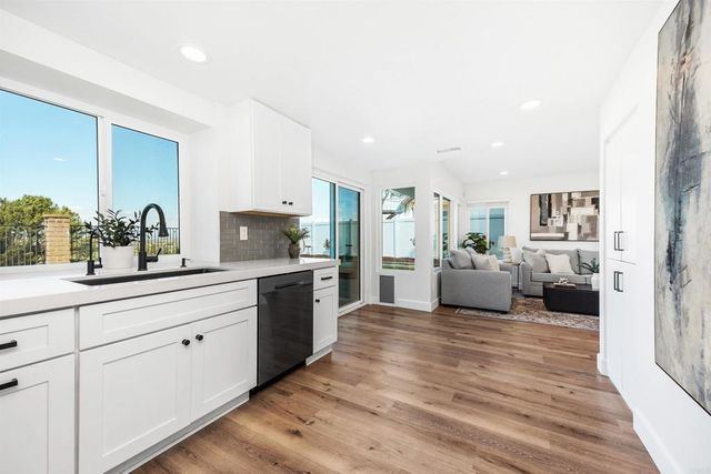 1288 Sagewood Drive, Oceanside, CA 92056