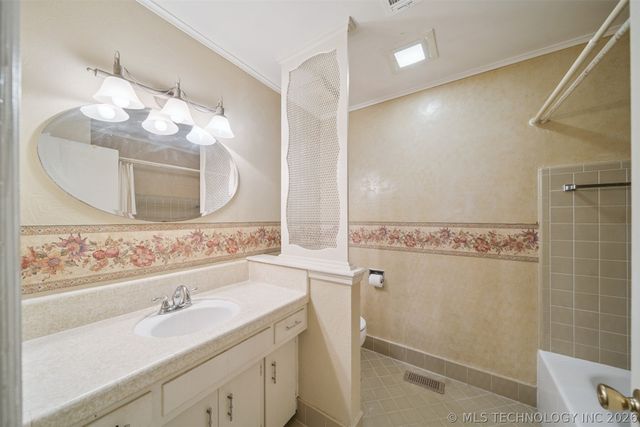 6516 E 57th Place, Tulsa, OK 74145