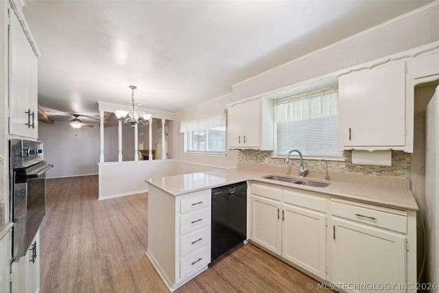 6516 E 57th Place, Tulsa, OK 74145