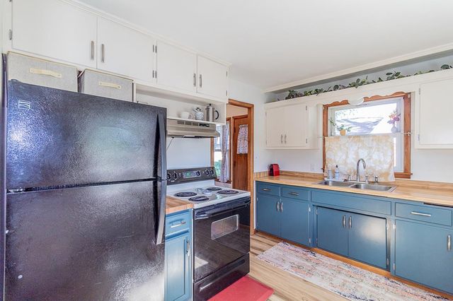 801 GROVE STREET, Menasha, WI 54952