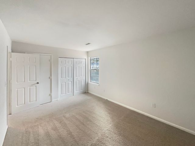 7875 Nummie Court, North Charleston, SC 29418