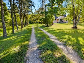 22939 Sherwood Road, Belleville, MI 48111