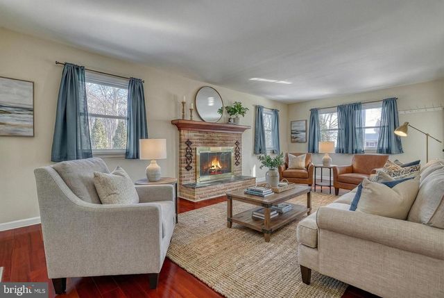 809 FLINTLOCK RIDGE ROAD, Mechanicsburg, PA 17055