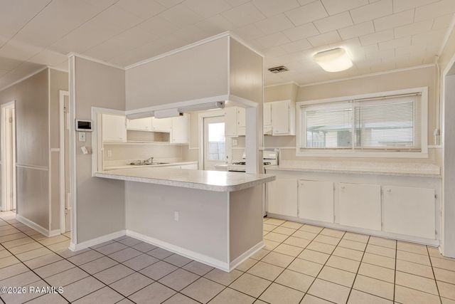 208 Palms Drive, Lafayette, LA 70503