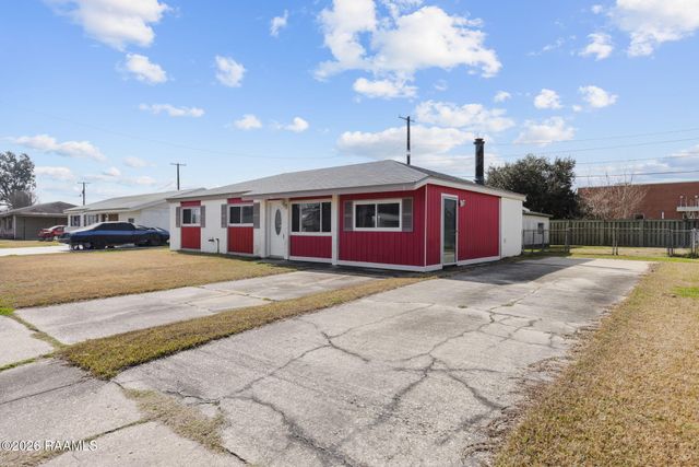 208 Palms Drive, Lafayette, LA 70503