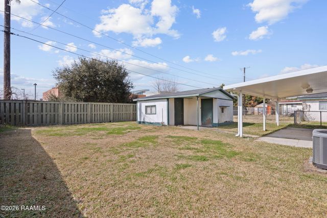 208 Palms Drive, Lafayette, LA 70503