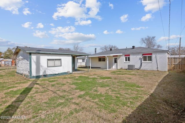 208 Palms Drive, Lafayette, LA 70503