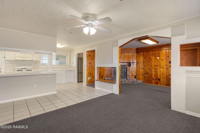 208 Palms Drive, Lafayette, LA 70503