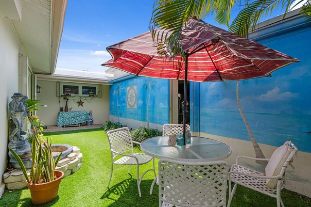 1166 Beach Road, Singer Island, FL 33404