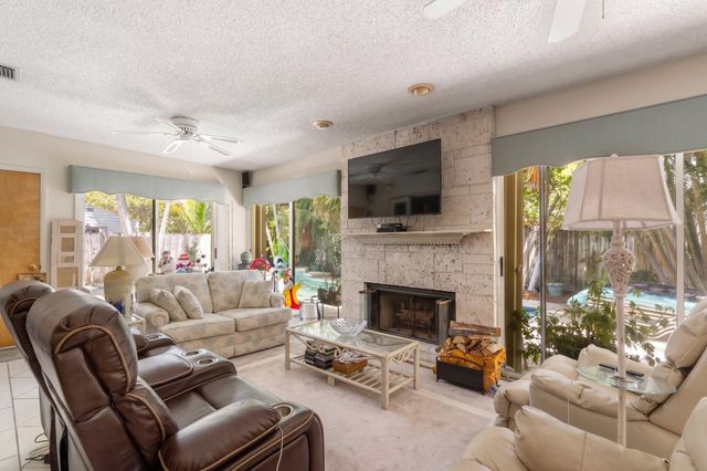 1166 Beach Road, Singer Island, FL 33404