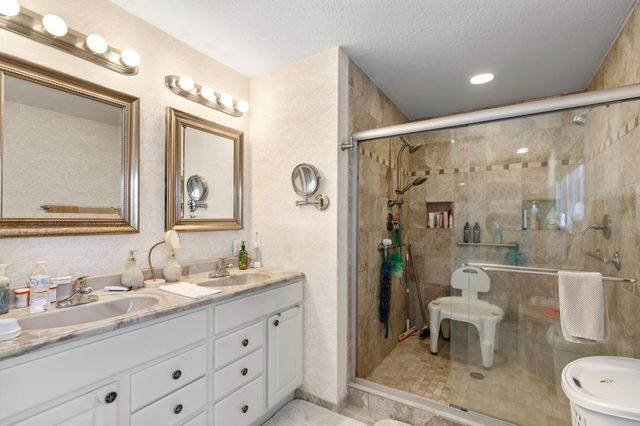 1166 Beach Road, Singer Island, FL 33404