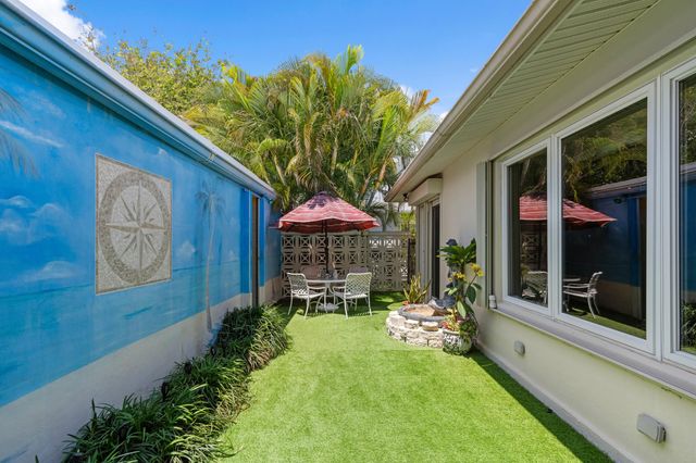 1166 Beach Road, Singer Island, FL 33404
