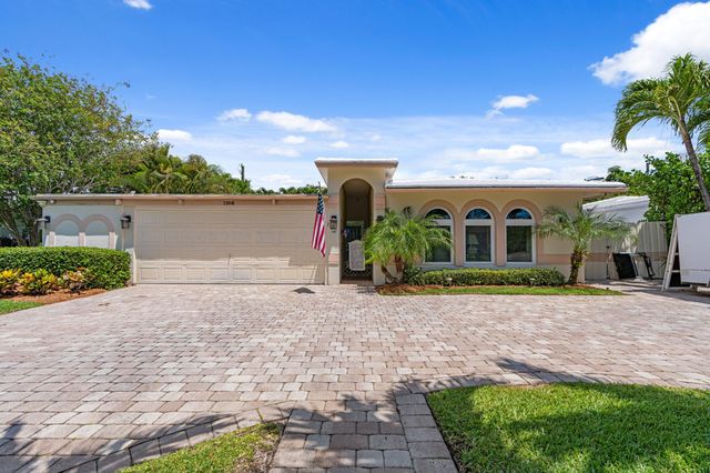 1166 Beach Road, Singer Island, FL 33404