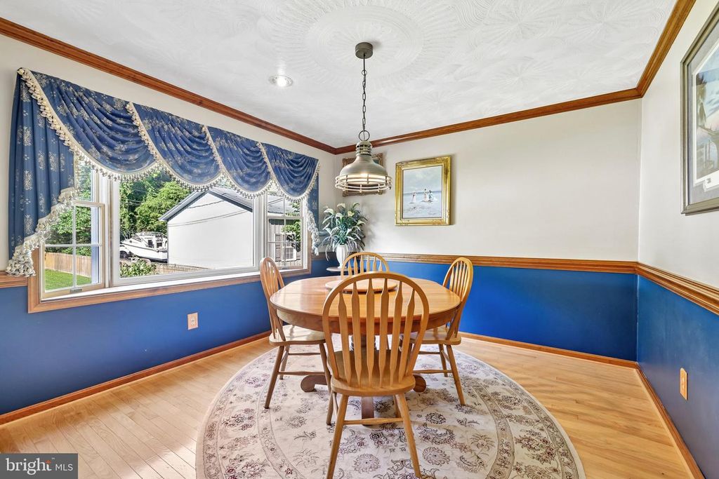 Image 8 of property listing at 1870 CEDAR RD, Pasadena, MD 21122