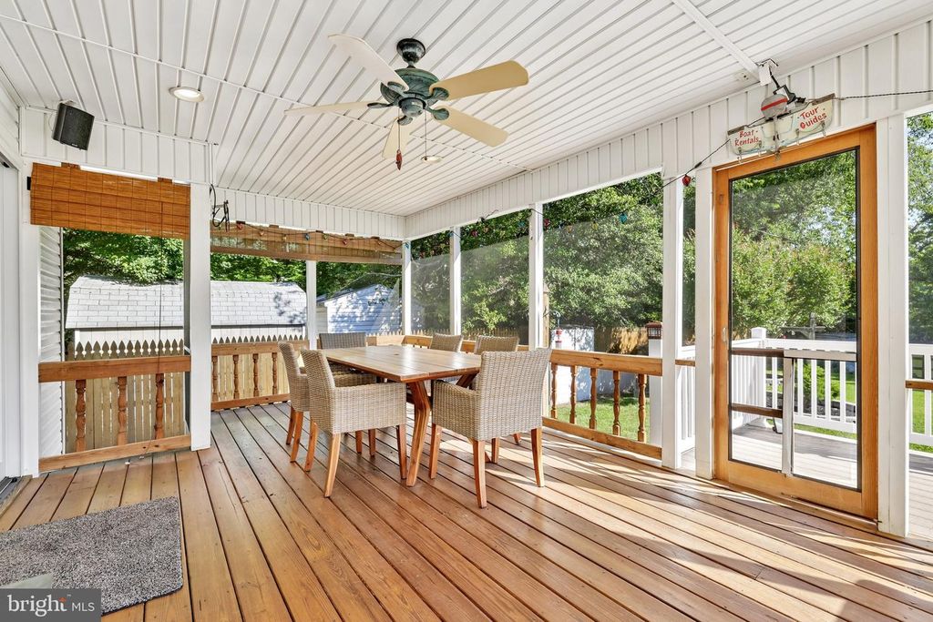 Image 14 of property listing at 1870 CEDAR RD, Pasadena, MD 21122