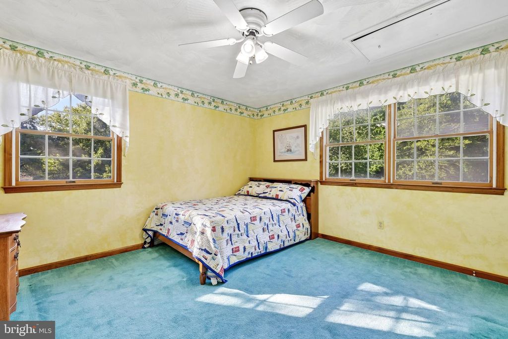 Image 17 of property listing at 1870 CEDAR RD, Pasadena, MD 21122