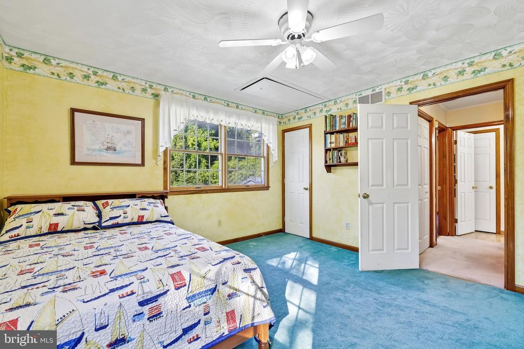 Image 18 of property listing at 1870 CEDAR RD, Pasadena, MD 21122