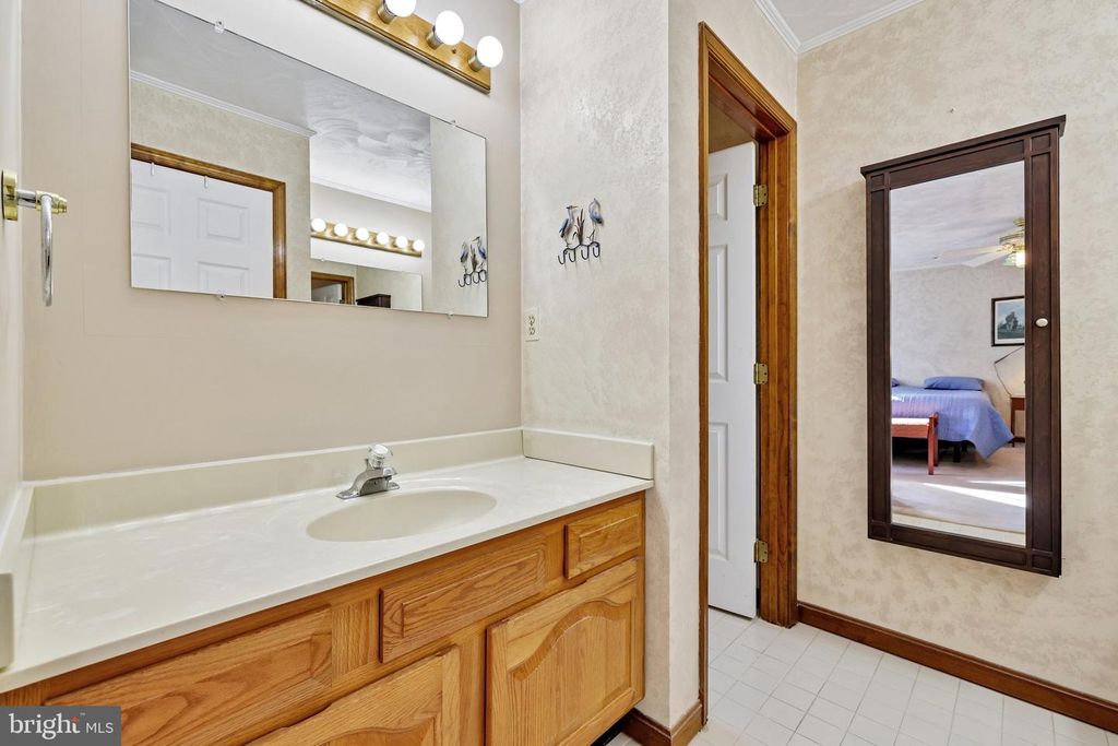 Image 28 of property listing at 1870 CEDAR RD, Pasadena, MD 21122