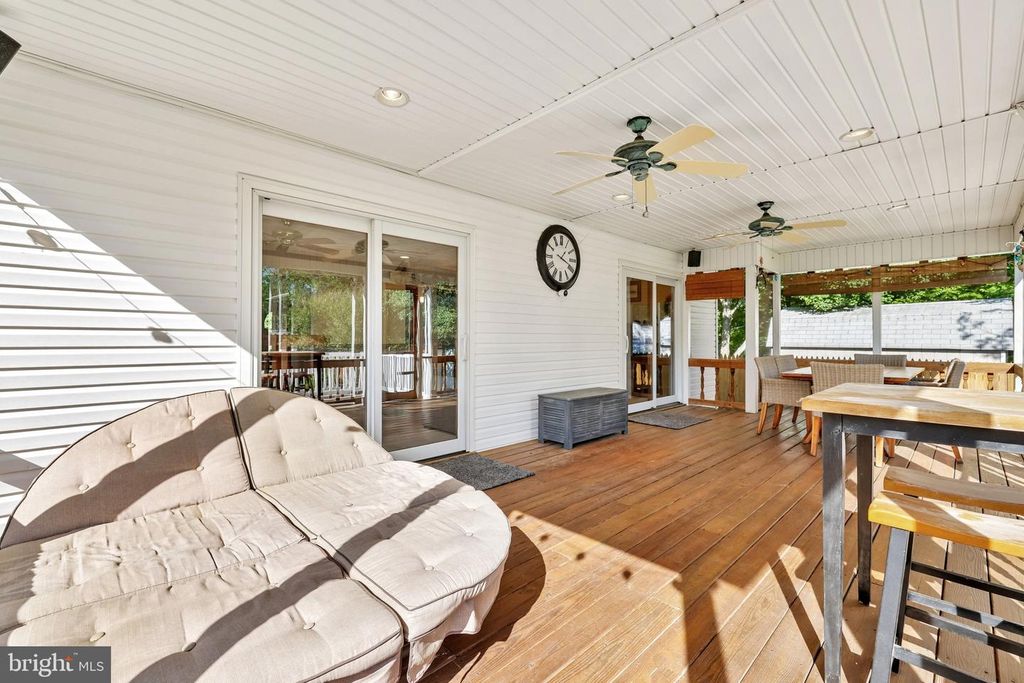 Image 41 of property listing at 1870 CEDAR RD, Pasadena, MD 21122