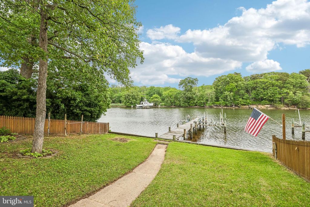 Image 45 of property listing at 1870 CEDAR RD, Pasadena, MD 21122