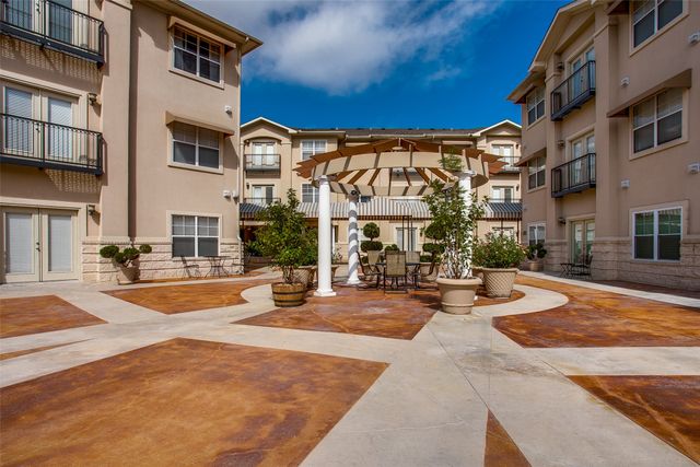 3102 Kings Road 2208, Dallas, TX 75219
