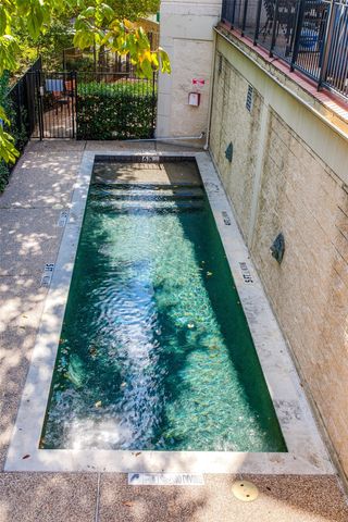 3102 Kings Road 2208, Dallas, TX 75219