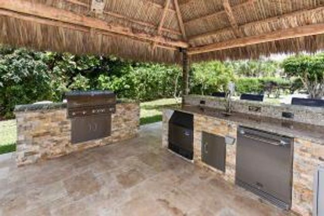 1700 S Ocean Boulevard 4, Delray Beach, FL 33483