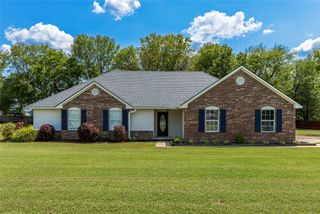 8202 E Lindy Lane, Claremore, OK 74019