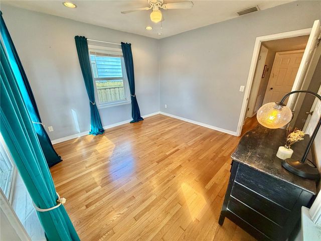 4701 1ST AVENUE N, St Petersburg, FL 33713