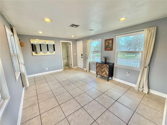 4701 1ST AVENUE N, St Petersburg, FL 33713