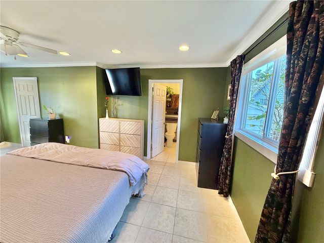 4701 1ST AVENUE N, St Petersburg, FL 33713