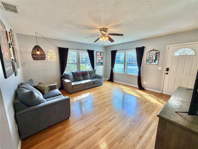 4701 1ST AVENUE N, St Petersburg, FL 33713