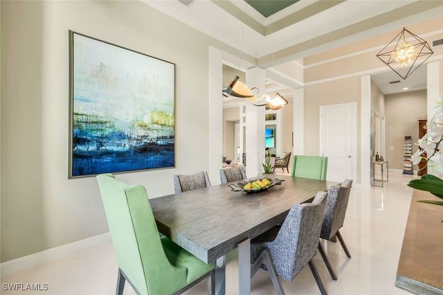 5750 Clarendon DR, Naples, FL 34113