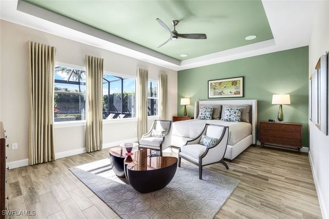 5750 Clarendon DR, Naples, FL 34113