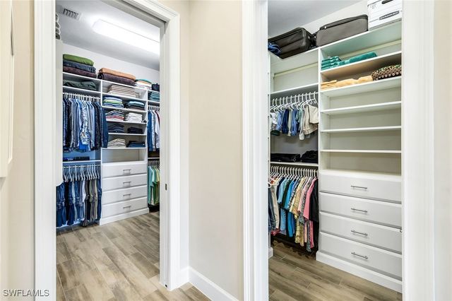 5750 Clarendon DR, Naples, FL 34113