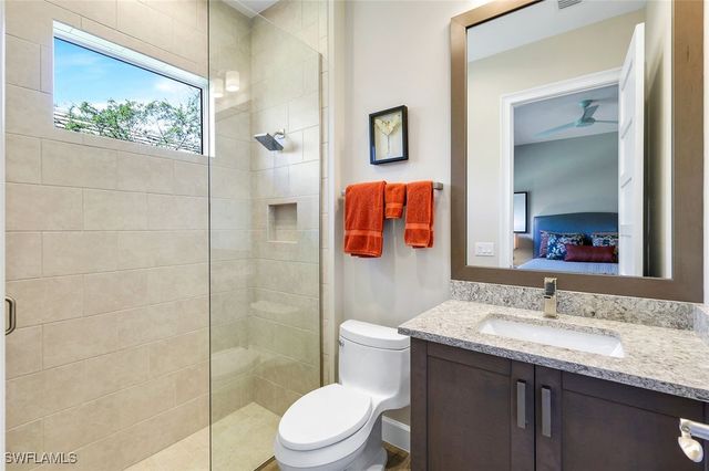 5750 Clarendon DR, Naples, FL 34113