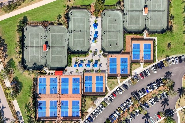 5750 Clarendon DR, Naples, FL 34113