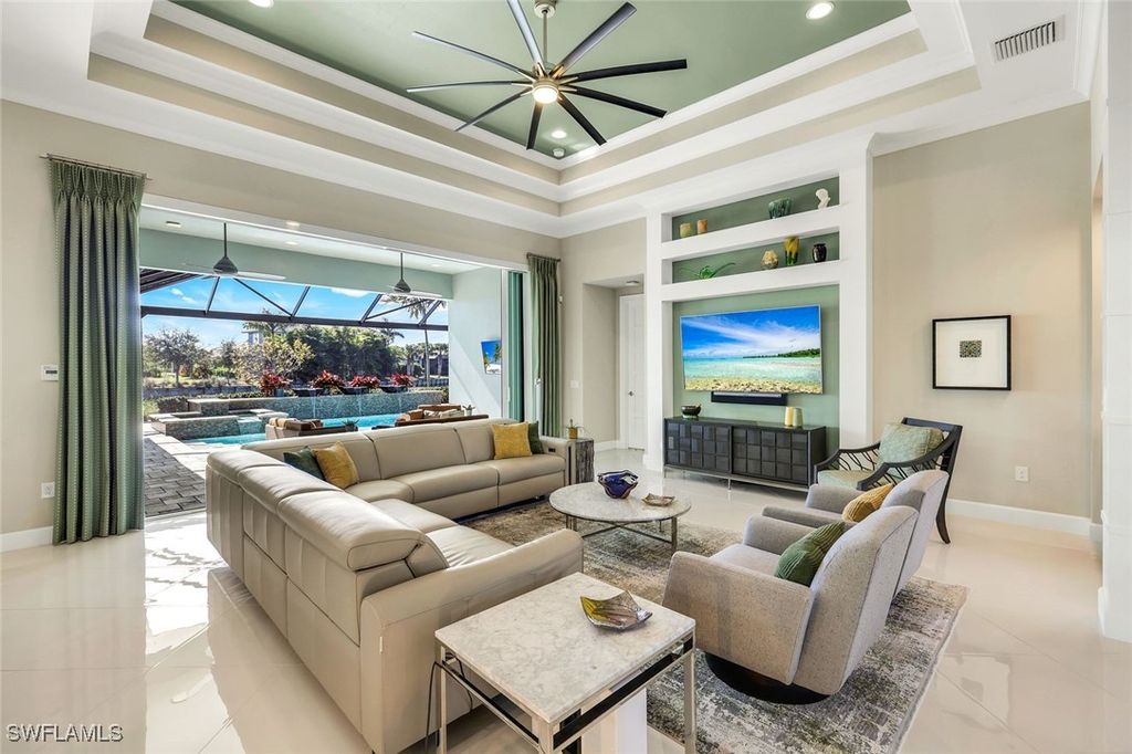 5750 Clarendon DR, Naples, FL 34113