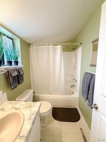 813 Edison Ave, La Junta, CO 81050