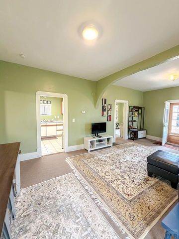 813 Edison Ave, La Junta, CO 81050