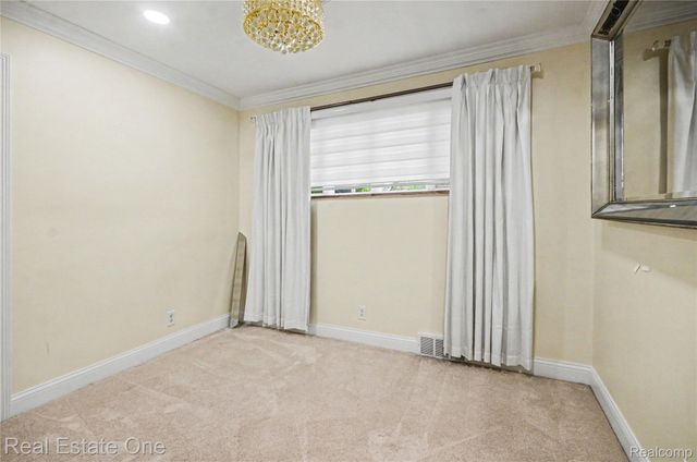 3980 W. Outer Drive, Detroit, MI 48221
