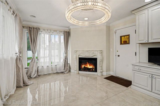 3980 W. Outer Drive, Detroit, MI 48221