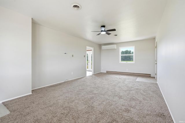 260 Airport Road, Kendallville, IN 46755