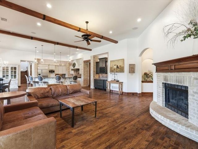 712 Frenchtown Road, Argyle, TX 76226