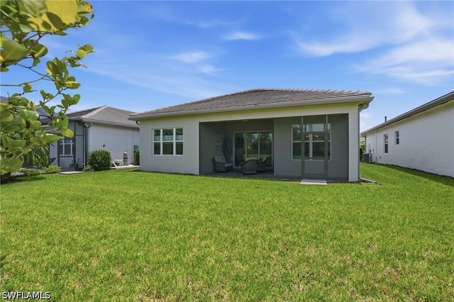12349 Dahlia CT, Naples, FL 34120