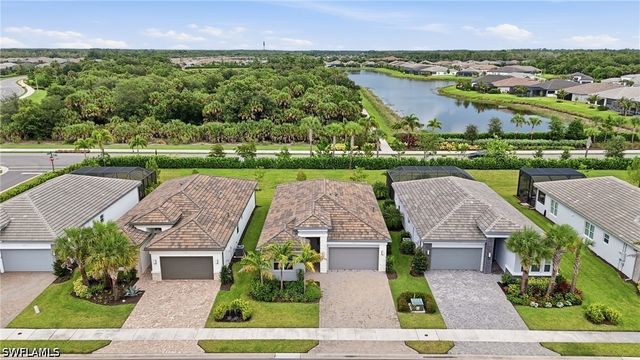 12349 Dahlia CT, Naples, FL 34120