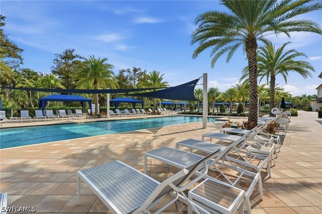12349 Dahlia CT, Naples, FL 34120