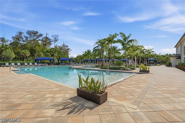 12349 Dahlia CT, Naples, FL 34120
