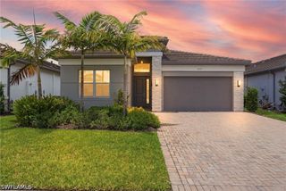 12349 Dahlia CT, Naples, FL 34120
